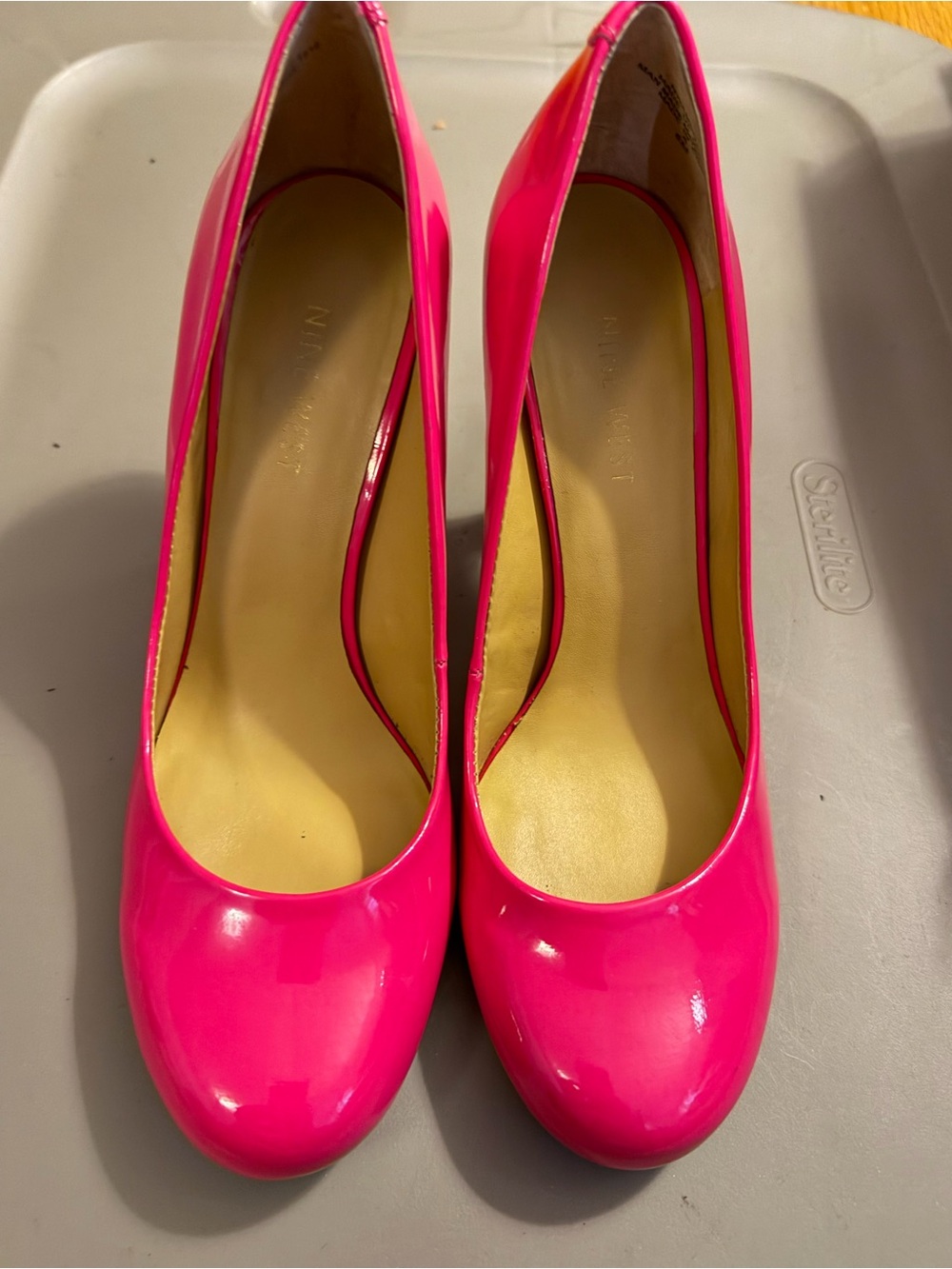 Nine West Hot Pink Patent Round-Toe Pumps